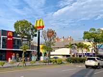 自立街🍔麥當勞超值金店住🍟..