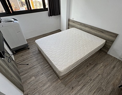 全新裝潢大套房 - Image 1