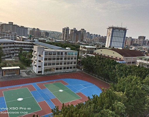 思賢國小旁景觀電梯2房 - Image 1