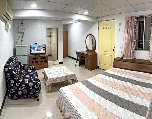 火車站前生活機能優陽台含第四台網路 - Image 1