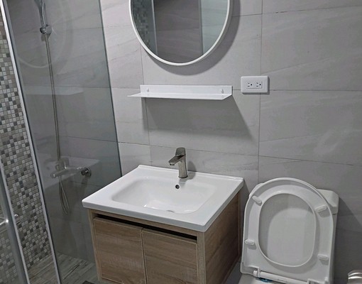 中興路二段有陽台套房出租~附網路家具家電 - Image 5