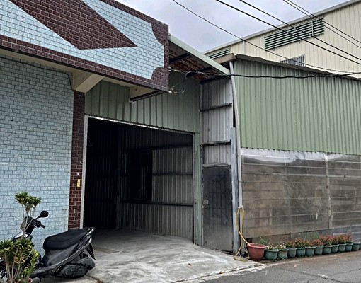 三峽北大對面舊社區倉庫 - Thumbnail 1