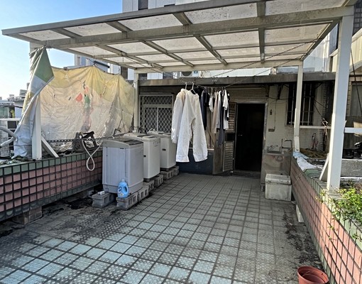 雙連套房、生活機能佳、無採光 - Image 2