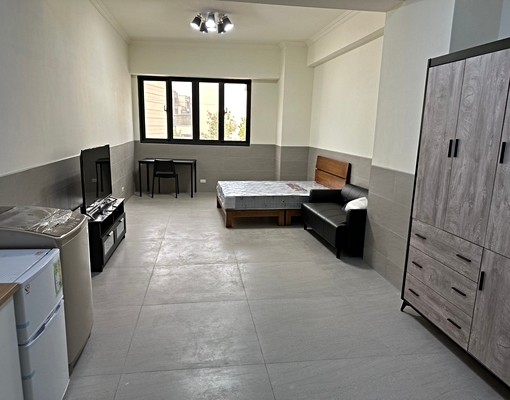 近小港機場、五甲家具電全舒適大套房 - Image 4