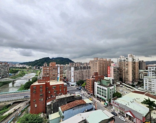 民生商圈高樓景觀舒適套房出租 - Image 1