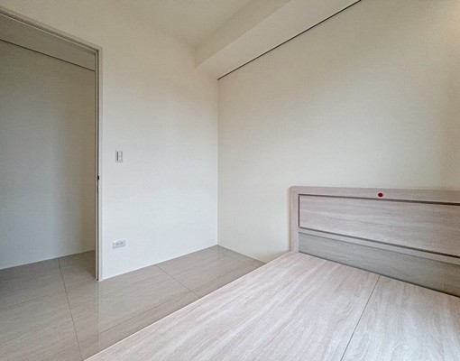 租金合理/南興北二路/可開火/男女皆可 - Image 12