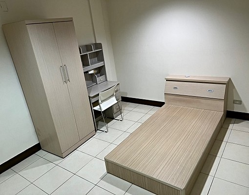 整層出租3房1廳1衛,近中科大、中國醫 - Image 3
