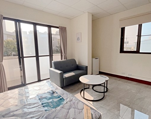 林新醫院高鐵特區!超大套房!可租補 - Image 4