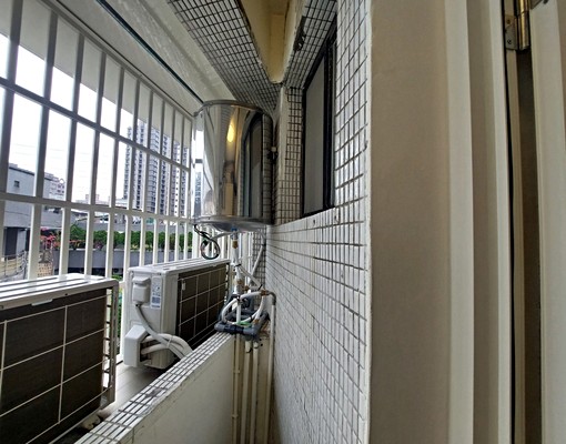 近東湖*公車可接駁捷運*中興美寓雅房* - Image 8
