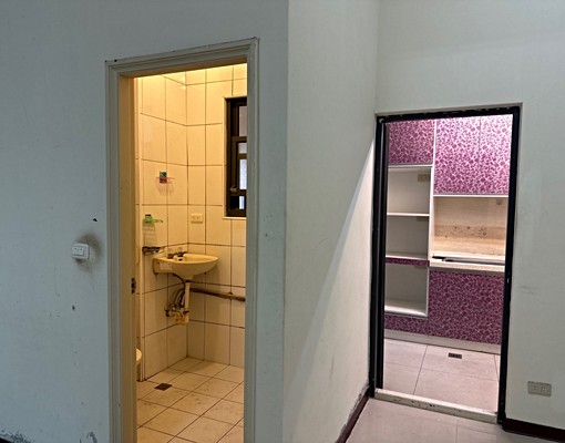 透天別墅，整棟出租，二車，企業宿舍可 - Image 6