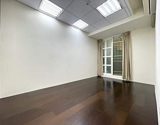 🌸【新光遠百寧靜巷內整棟透天】空屋出租~傢俱自備郭婉茹 - Image 7