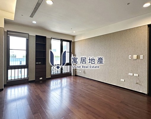大巨蛋景觀3房全實木自住裝潢含坡平車位 - Image 8