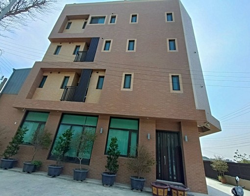 秒殺店面⭐️40.0坪💛周邊便捷通達|港埠路三段 - Image 2