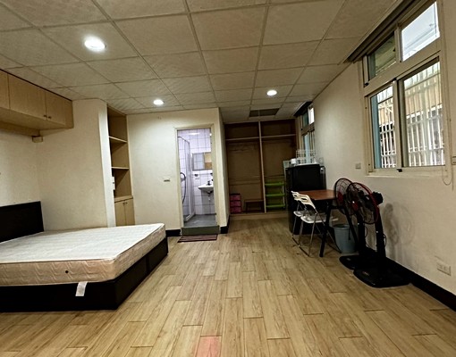 近火車站交通便利獨立大套房 - Image 1