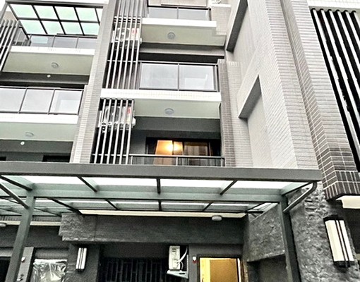 精美套房🌈變頻冷氣✨太陽能熱水器✨一層兩戶🌈 - Image 1