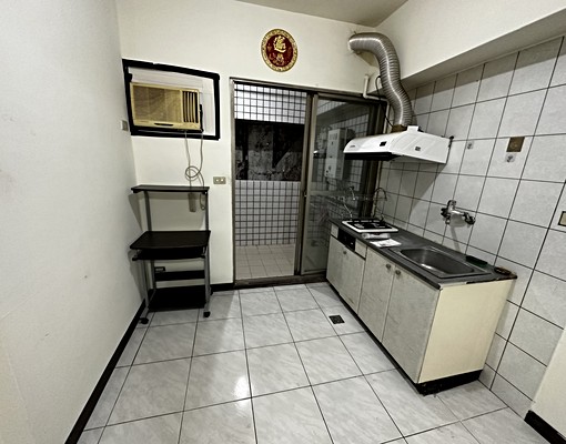 三重國小站/電梯兩房/全新變頻冷氣 - Image 3