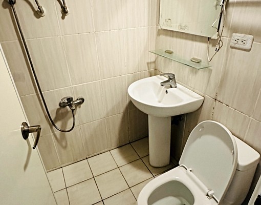 台水電!陽台獨洗曬!可租賃輔助! - Image 3