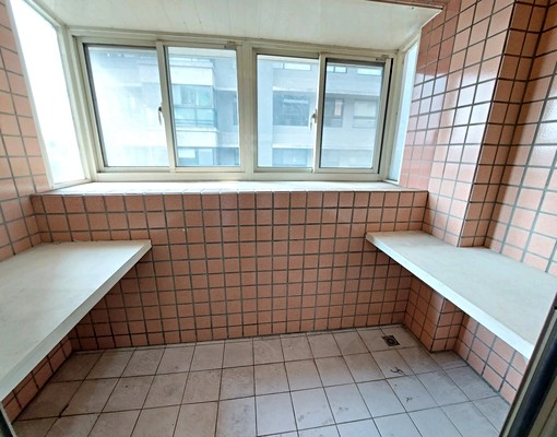 🏠行政中心旁少有樓中樓採光2房双衛¤洽莊先生 - Image 2