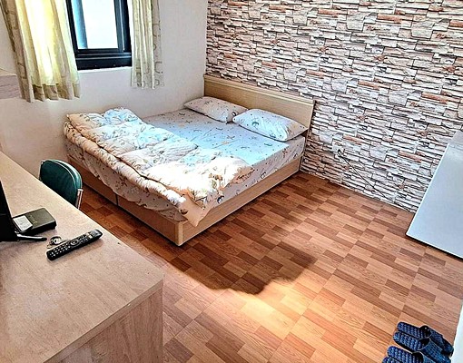 近南科!市中心旁獨洗透天陽台長短租出租 - Image 1