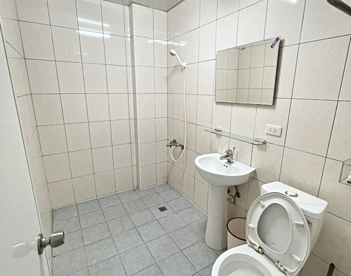 大管家可補助@東區超值套房@一卡皮箱入住 - Image 5