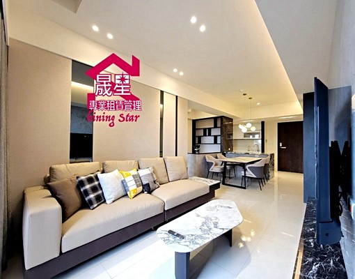 精銳闊高級裝潢三房平車 - Image 1