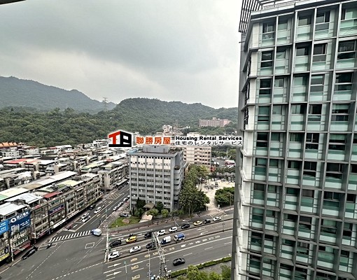 象山站~泳池社區~高樓採光兩房~家具齊全~全天管理~ - Image 12