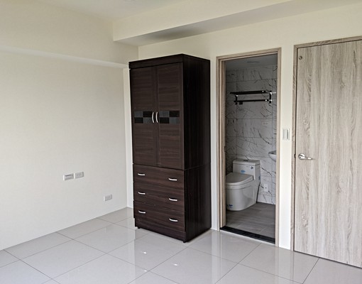 生活機能完善　交通便利　黃金學區地段 - Image 5