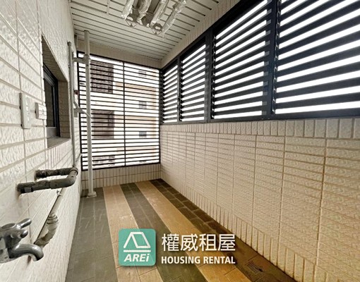 🚊💪�💪�楠梓車站楠梓瀚全新高樓空屋4+1平車權威 - Image 9