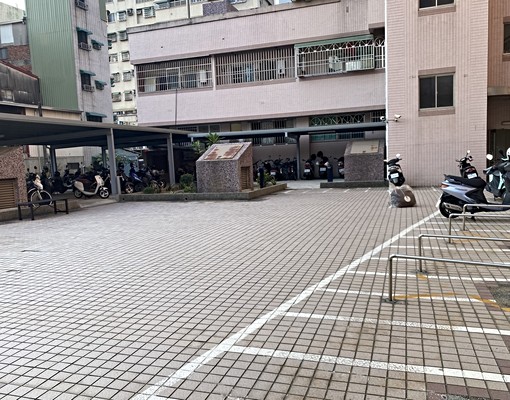 近火車站、圖書館、公園、南二中可租補 - Image 8