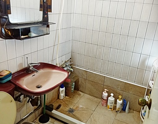 限女性-捷運1分鐘，寧靜巷內生活機能好 - Image 3