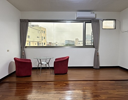 火車站旁超大美臥房*限女性* - Image 2