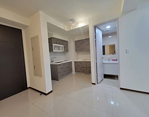 南屯菁科城朝南全新兩房 - Image 1