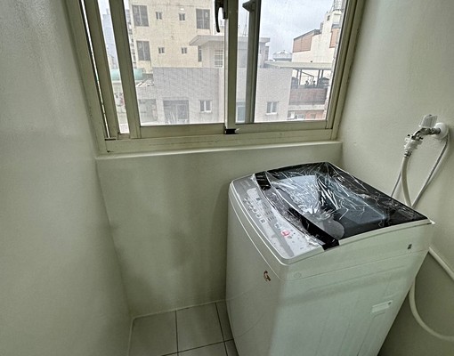 金山街稀有空出全新裝潢採光佳陽台洗衣機 - Image 6