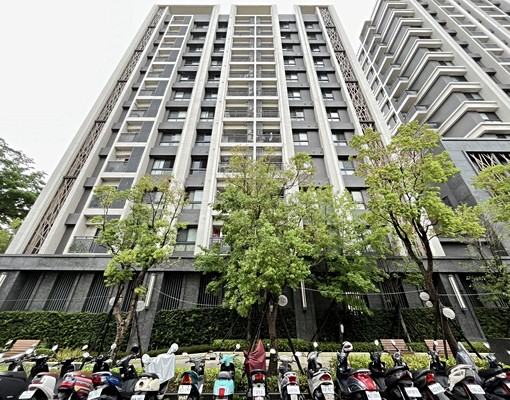 福星道低樓層好出入兩房機下車位交通便利 - Image 1