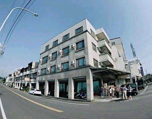金華街近聯大磚造隔間獨立套房 - Image 1