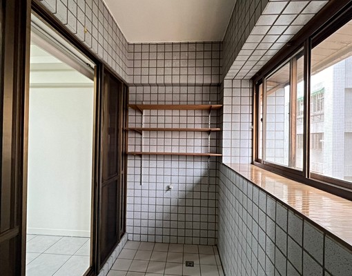 電梯大樓3房近學區/夜市全新粉刷/免仲介費 - Image 4