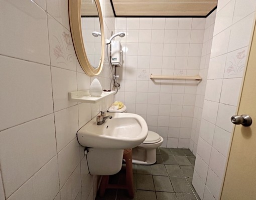 五王國小獨立電梯套房 - Image 6