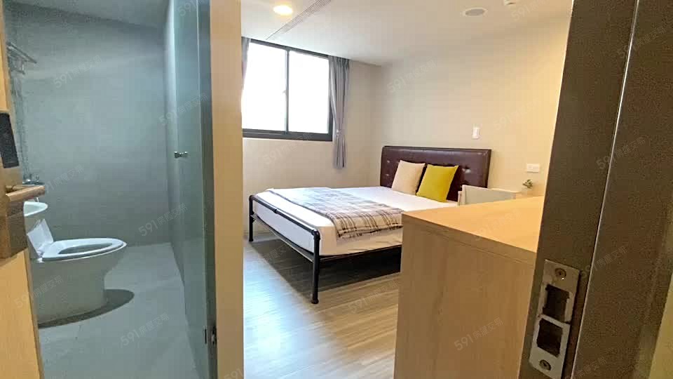 捷運市府新光大遠百|無印風單身貴族|電梯套房獨洗脫烘|可租補 - Image 1