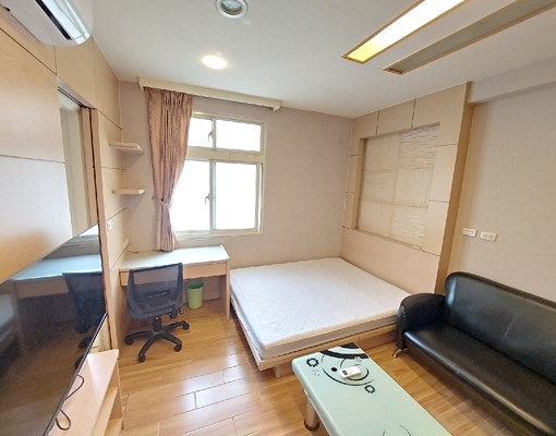 巨城美裝套房/個人洗衣機 - Image 1