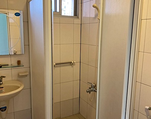 超大3大房+平面車位~屋況新,高樓層 - Image 8