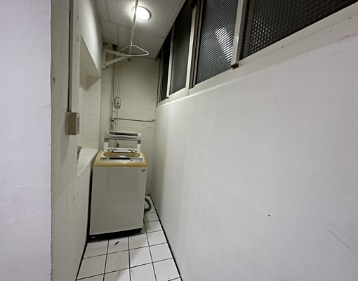 近中和捷運站全新傢俱 - Image 3