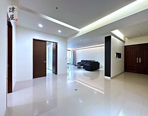 七期市🎤政河南📍惠中路大三房/平車可報稅 - Image 3