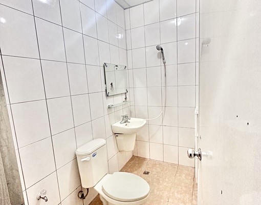 溪南路一段套房~環境舒適傢俱齊全 - Image 2