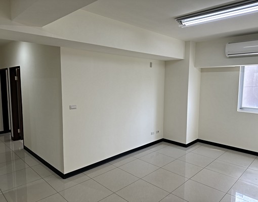 河邊北街近河岸萬坪公園鄰近新北環快旁 - Image 5