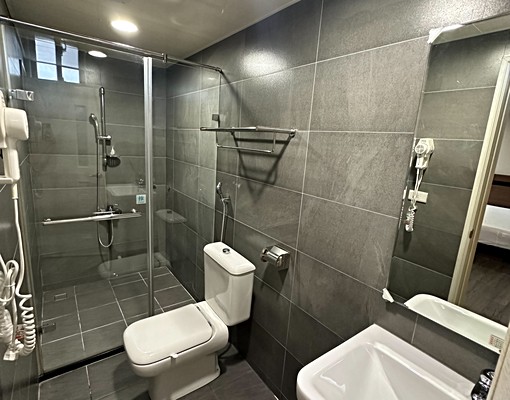 近平實公園南紡中華路vs小東路927 - Image 6