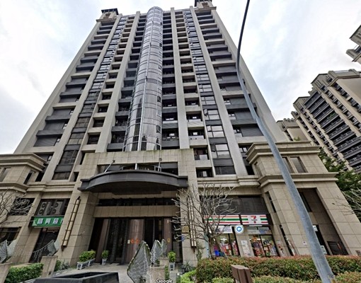 明日御風2房車 - Image 8