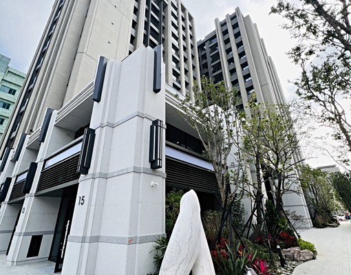 彰化德鑫世紀官邸旗艦雙店面-雙車★何芳修 - Image 1
