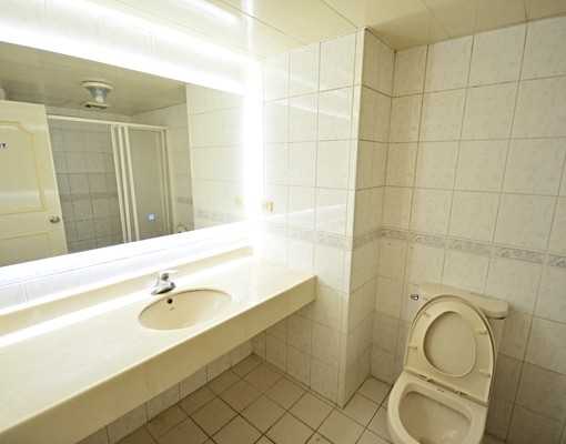 逢甲西屯白金漢宮3房 - Image 5