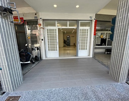 近學區近捷運楠梓區大坪數套房出租 - Image 10