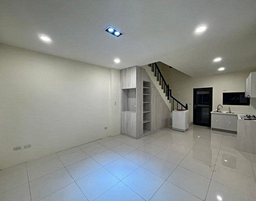 富貴林園獨棟透天 - 591租屋網 - Image 1